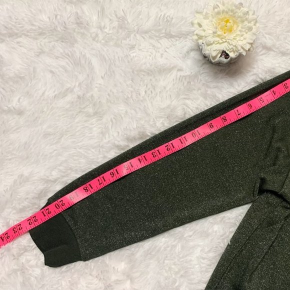 Ricki's Women's Sweater size Large New with Tags - Picture 4 of 6